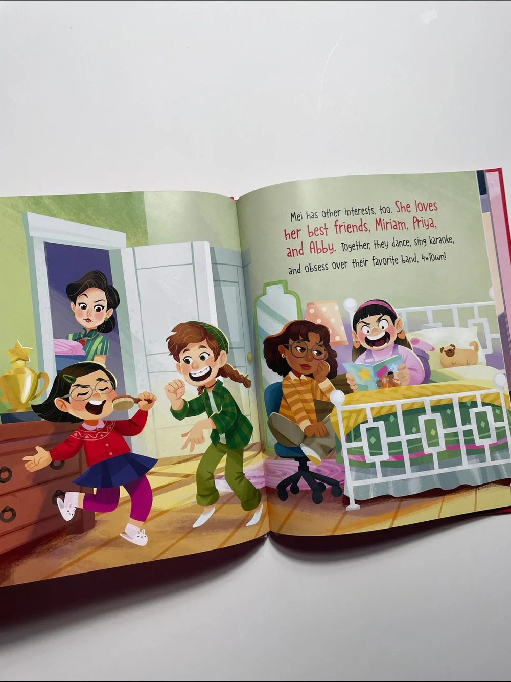 ๐ 4/$20 Like Mother, Like Daughter | Hardcover Kids Books - Picture 2 of 3